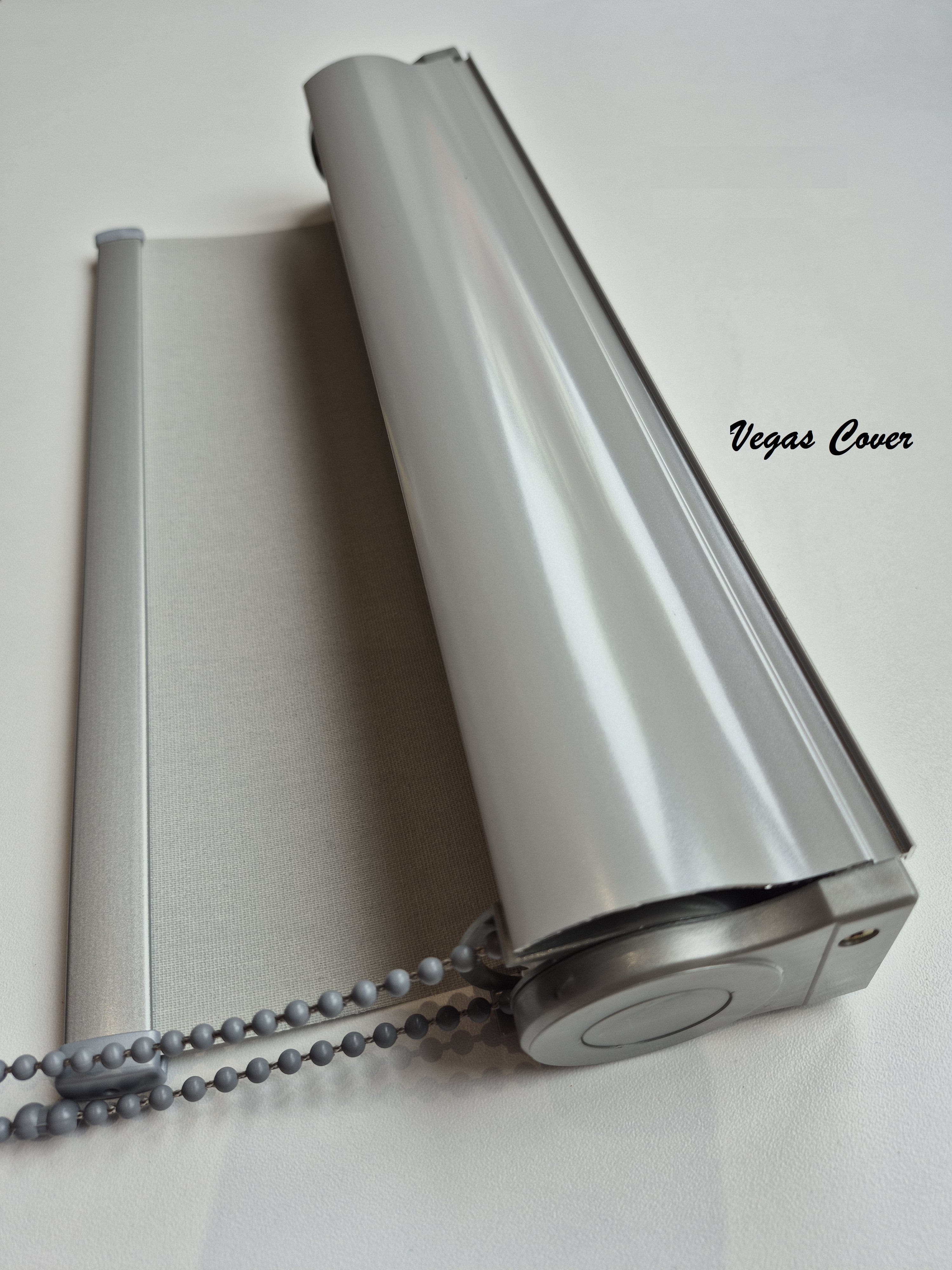 Free Hanging Blind 12