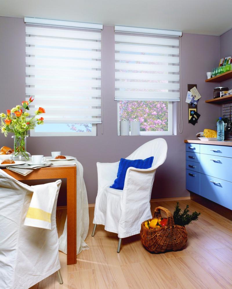 Free Hanging Blind 5